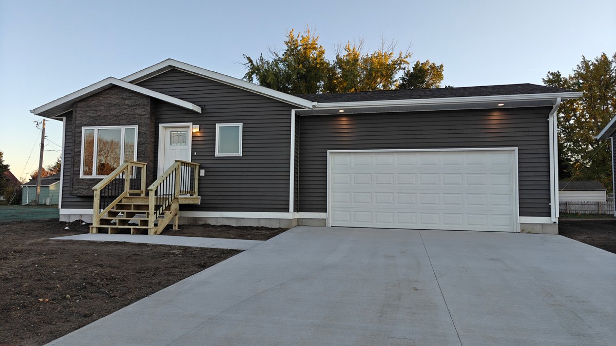 Sold - 1533 Nagle Lane - Mitchell, SD Sold - 1533 Nagle Lane - Mitchell, SD